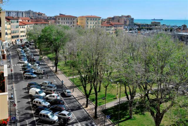 Hotel Boston Livorno Exterior photo